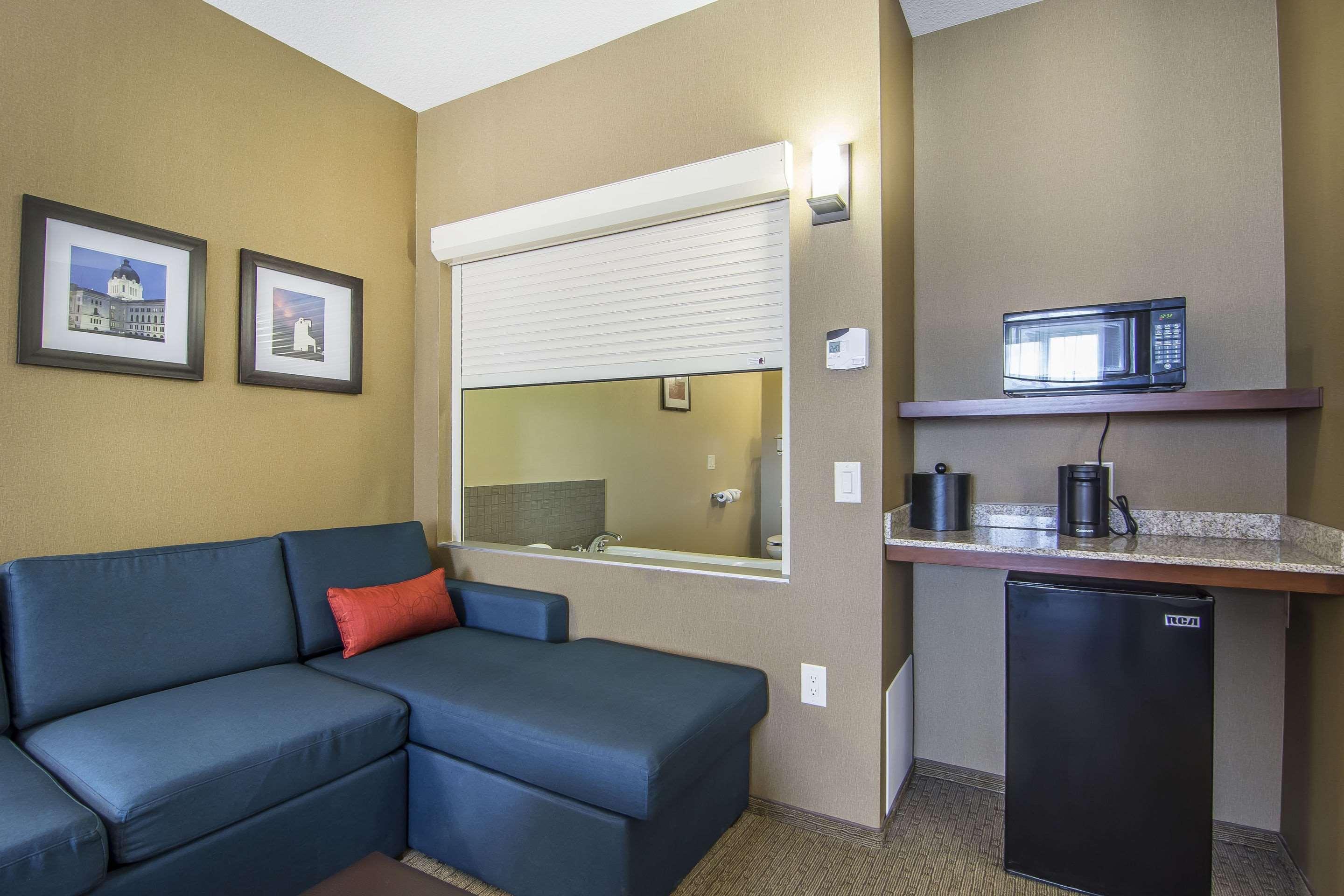 Comfort Suites Regina Zewnętrze zdjęcie