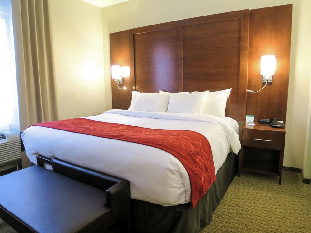 Comfort Suites Regina Zewnętrze zdjęcie