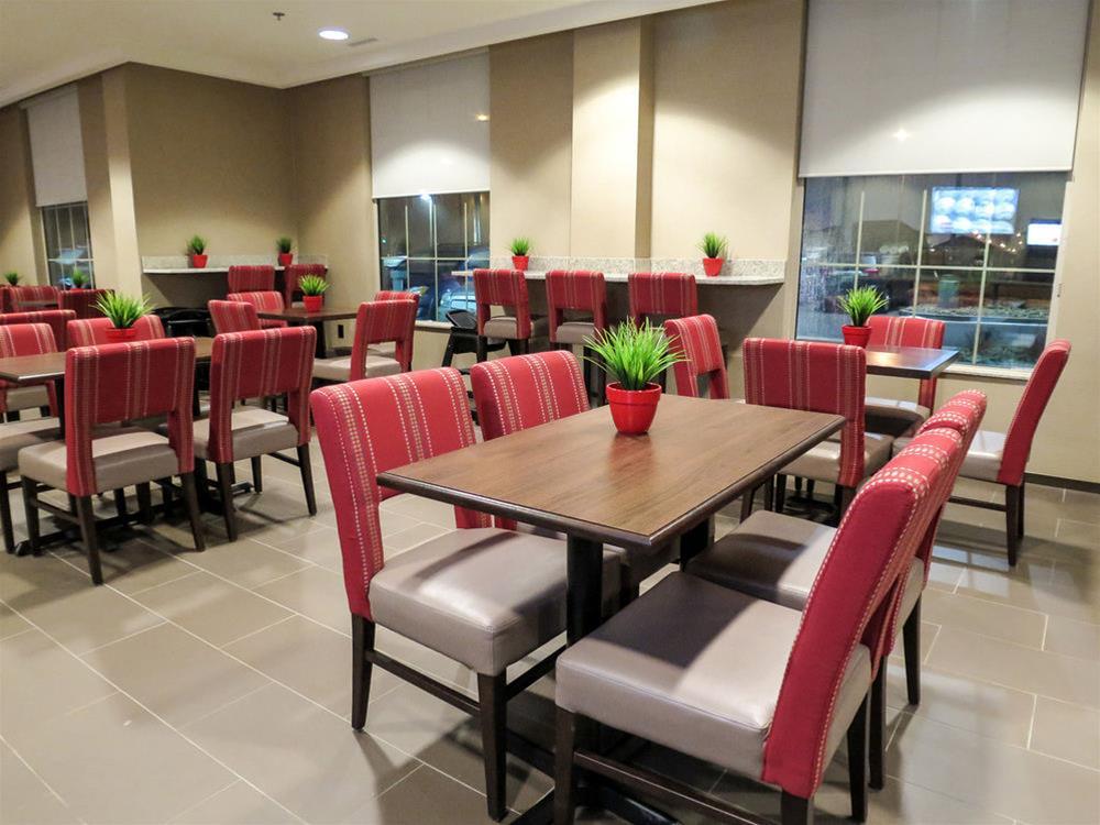 Comfort Suites Regina Zewnętrze zdjęcie