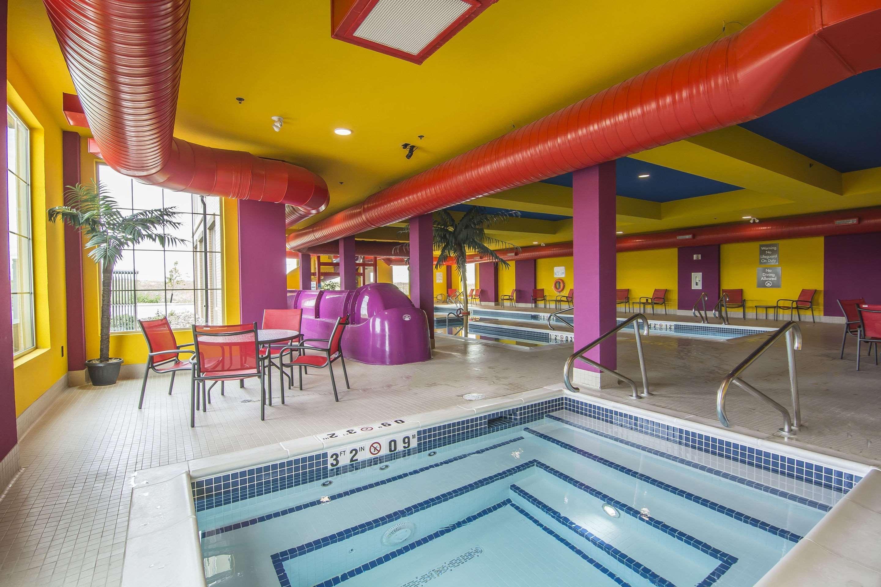 Comfort Suites Regina Zewnętrze zdjęcie