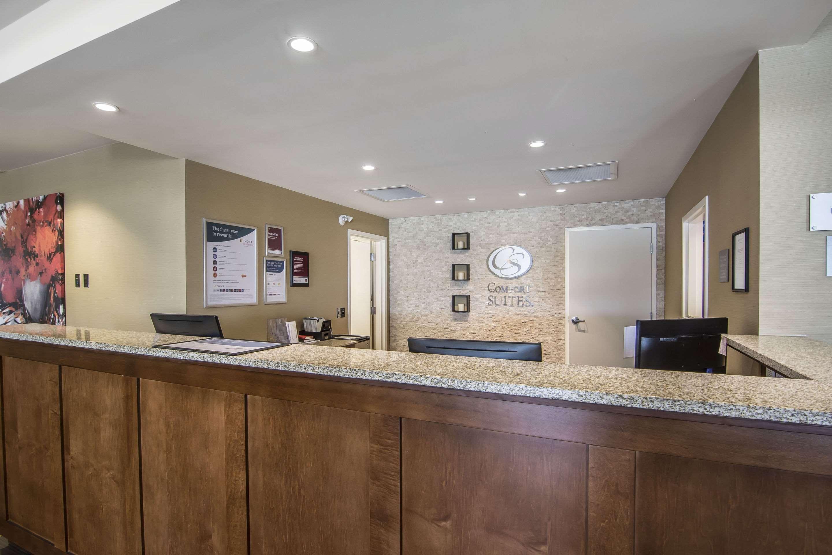Comfort Suites Regina Zewnętrze zdjęcie