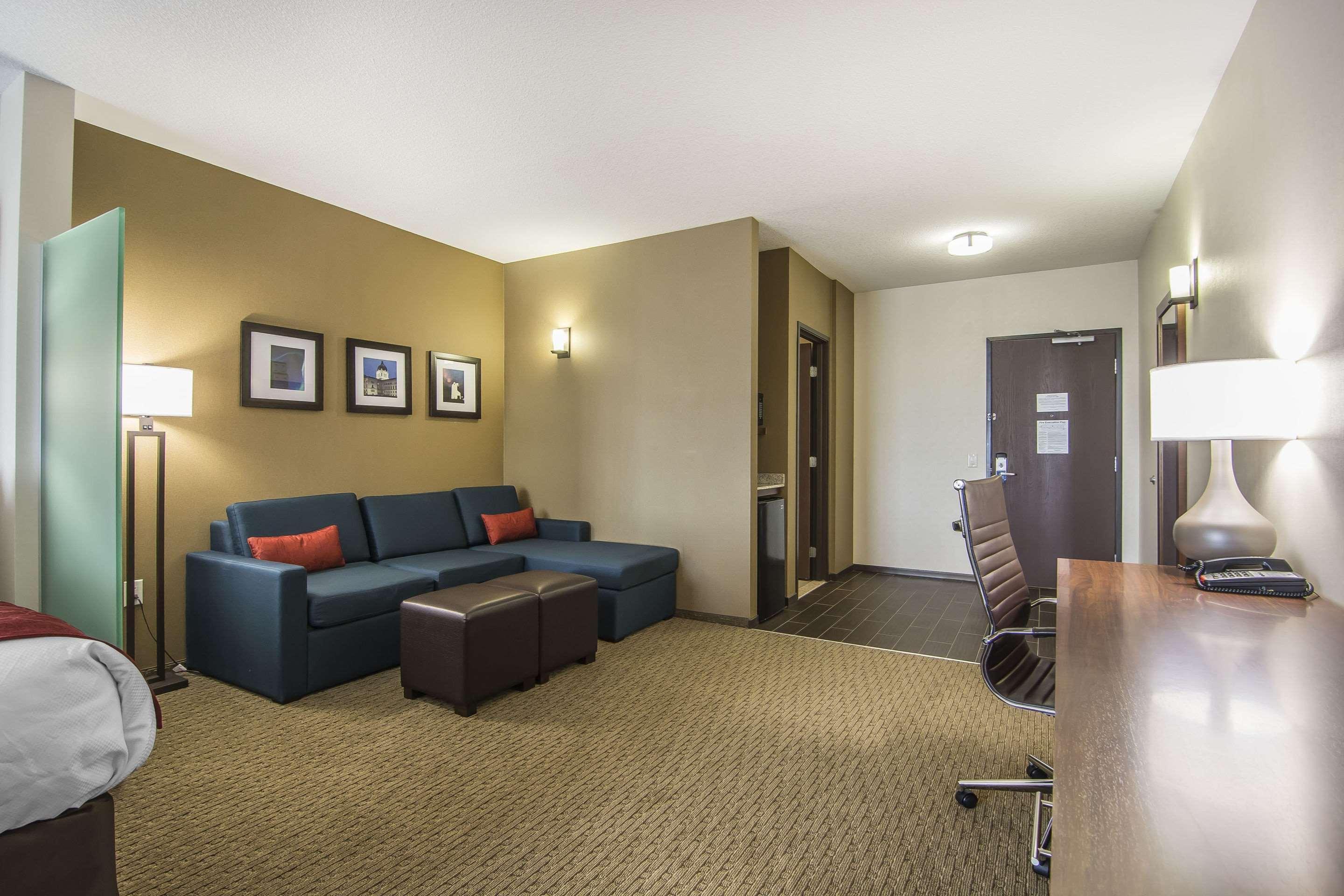 Comfort Suites Regina Zewnętrze zdjęcie