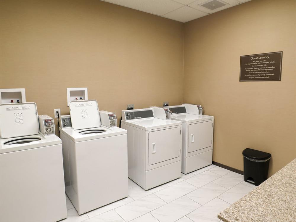 Comfort Suites Regina Zewnętrze zdjęcie
